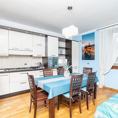 Into The Blu Apartment With Private Parking! Сиена Экстерьер фото