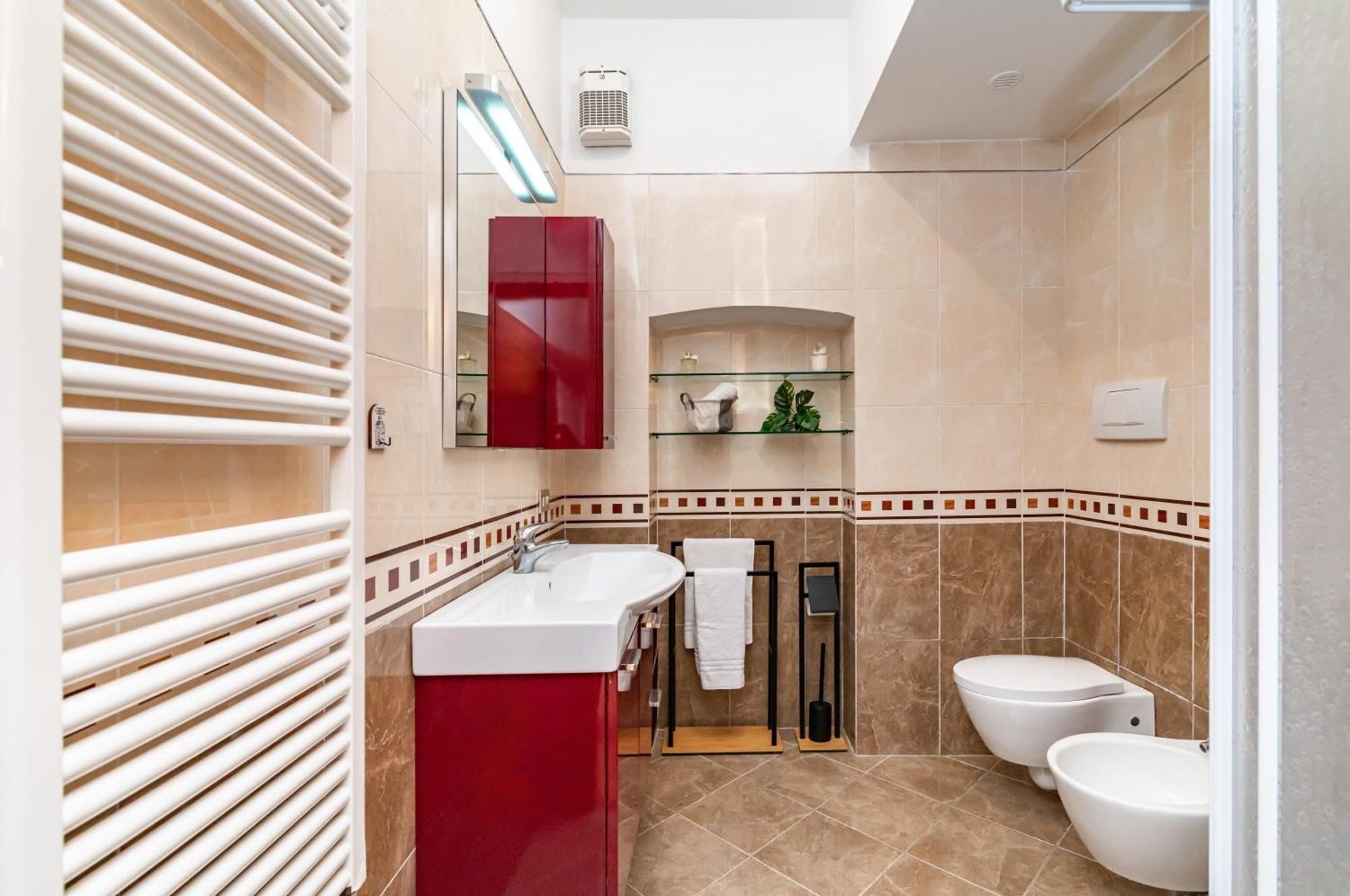 Into The Blu Apartment With Private Parking! Сиена Экстерьер фото
